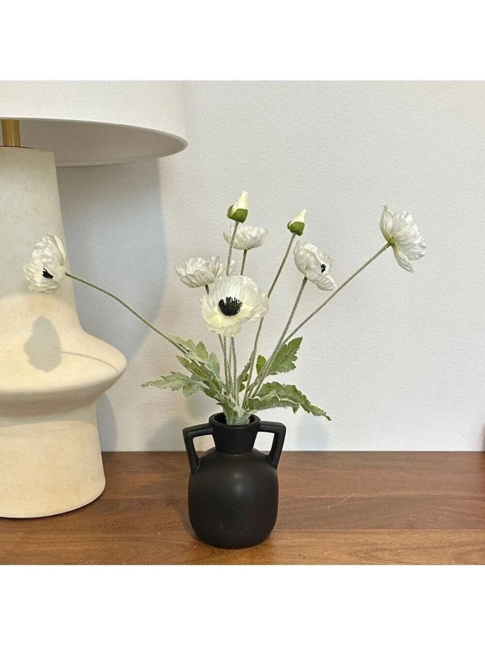 Elegant Black Vase with poppy White Flowers